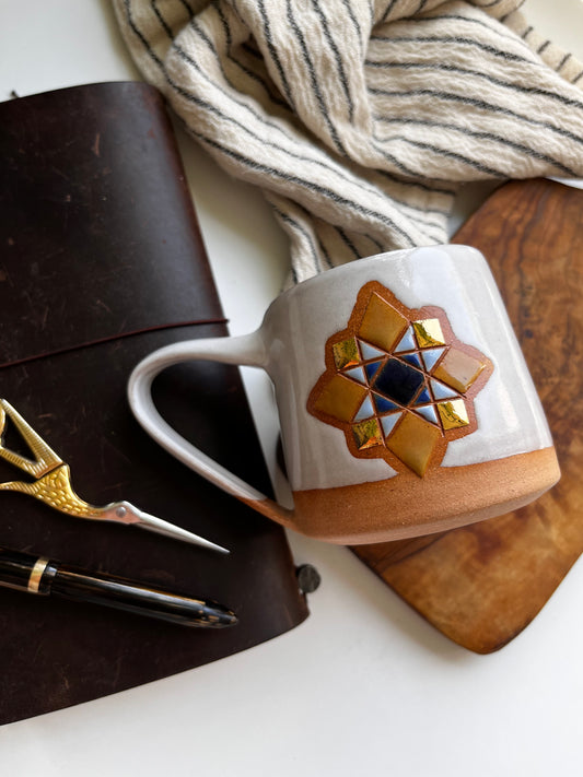 Shortie quilt mug *gold accent