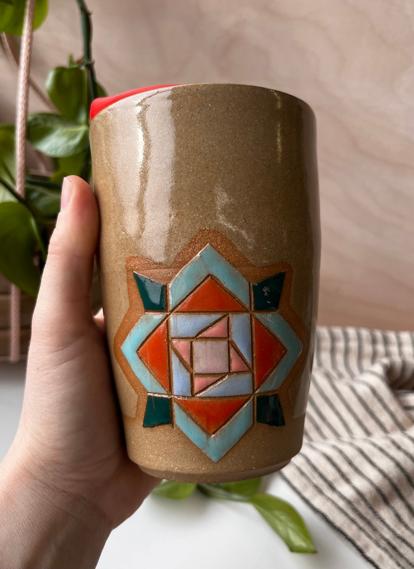 Tall quilt to-go cup