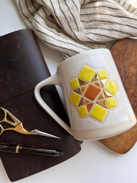 Tall quilt mug *gold accent