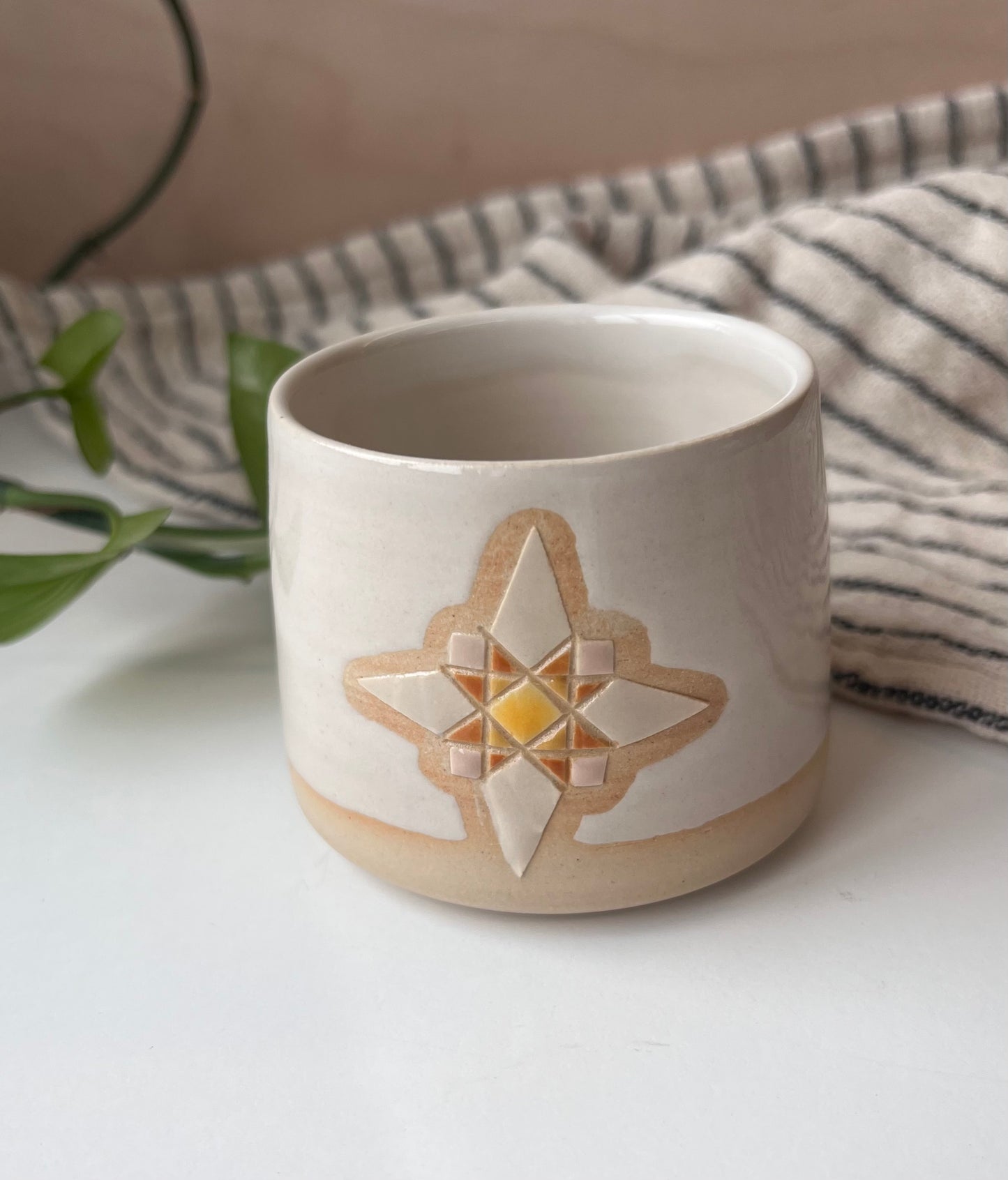 Espresso quilt cup