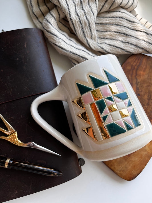 Tall quilt mug *gold accent